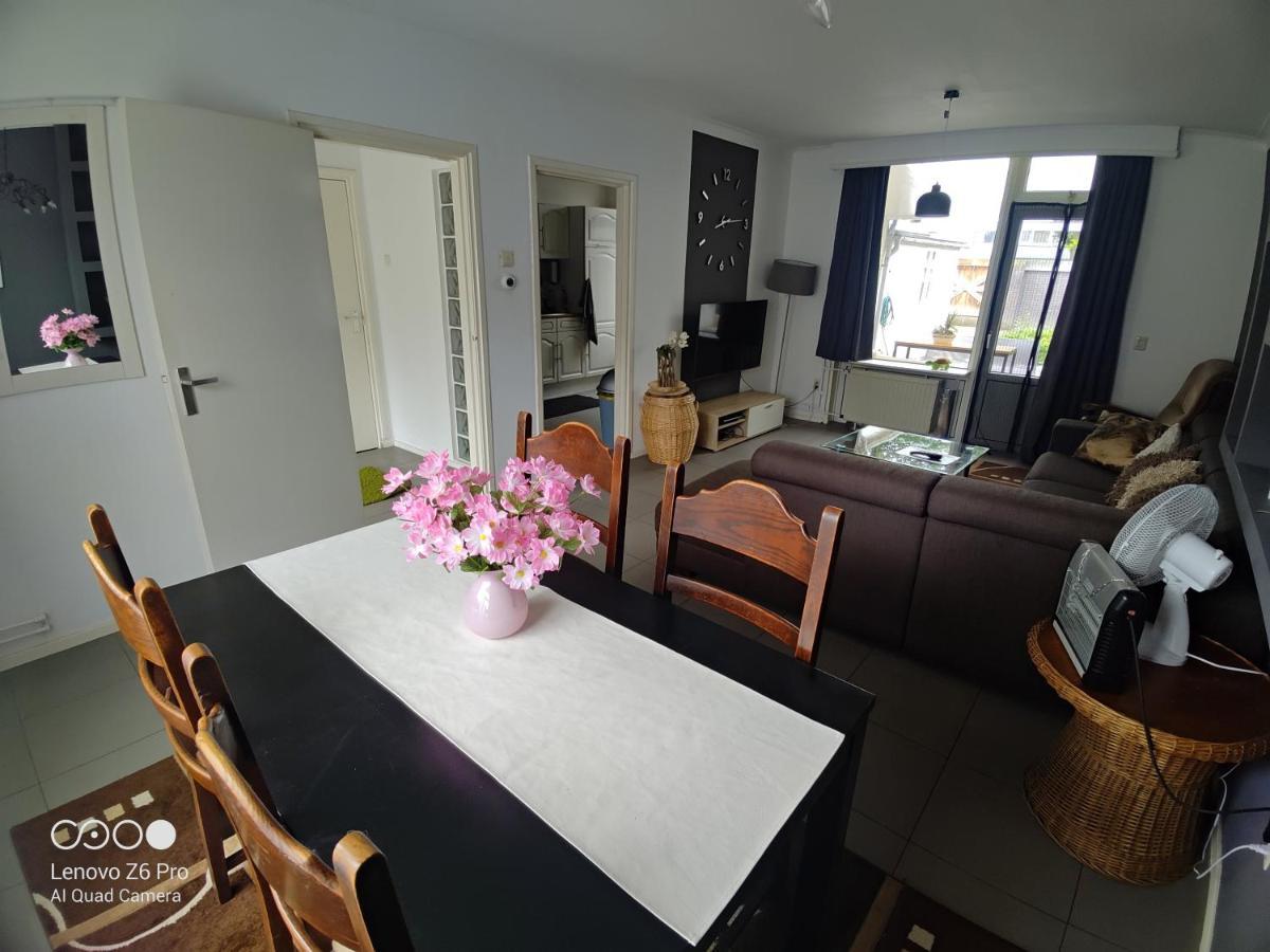 Ferienwohnung Cozy House In Weert Exterior foto