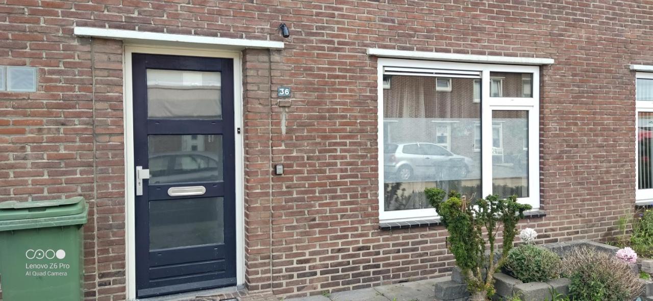 Ferienwohnung Cozy House In Weert Exterior foto